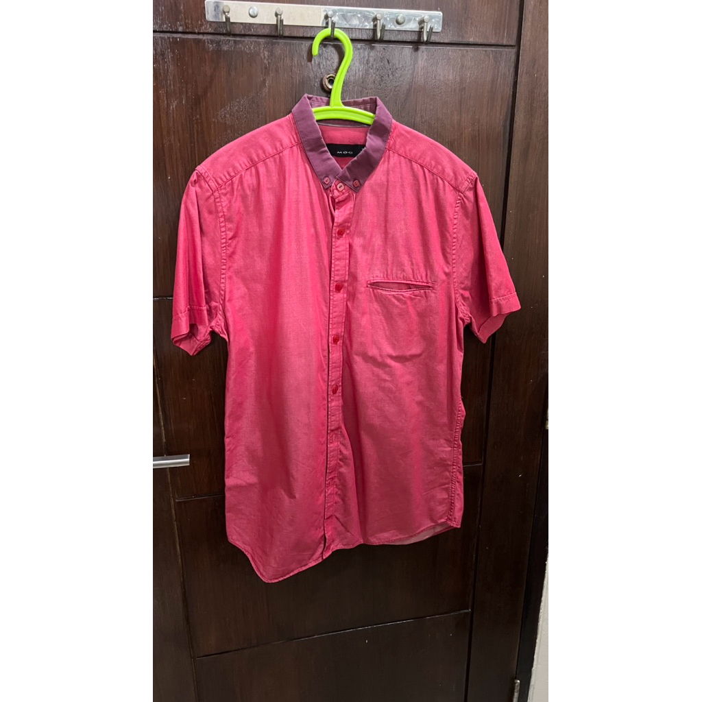 kemeja lengan pendek moc size m