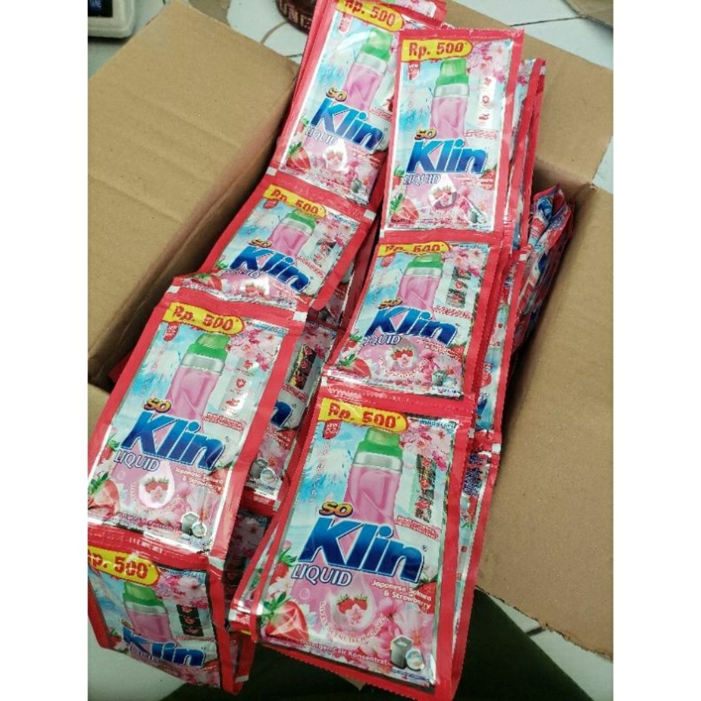 SO KLIN Liquid Cair | Soklin Japanese Sakura And Strawberry Renceng isi 24 x 20 ml