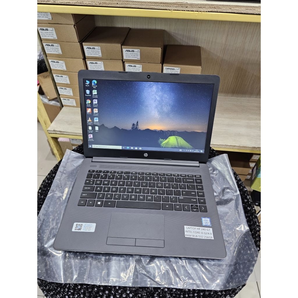 Laptop HP 240 G7 Intel Core i3 RAM 8GB SSD 256GB Second Like New Generasi Terbaru Model slim