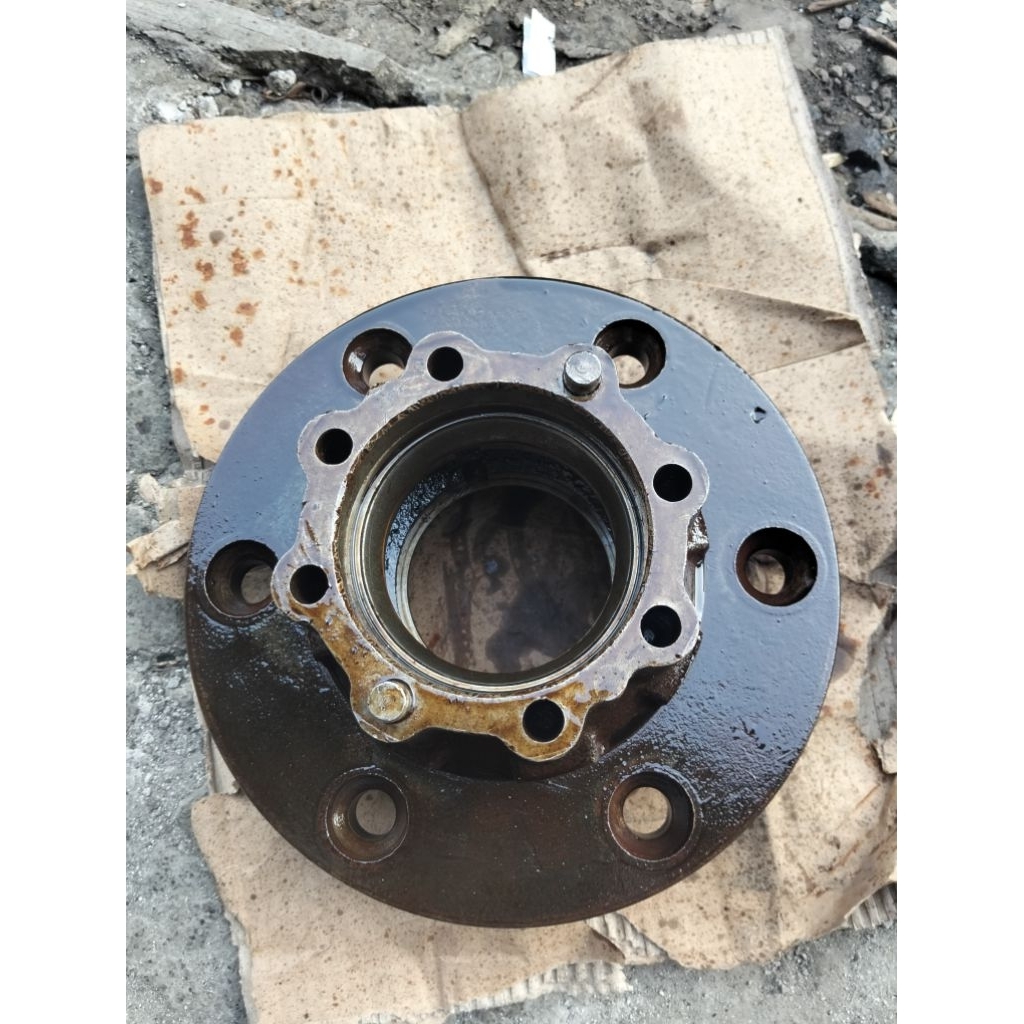 nap roda Belakang mobil Mitsubishi Canter 125