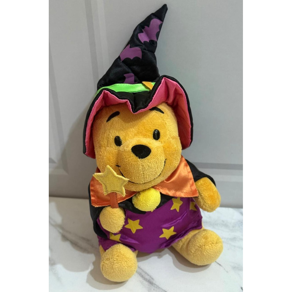 Boneka Plushie Pooh Kostum Penyihir Tokyo Disney Resort