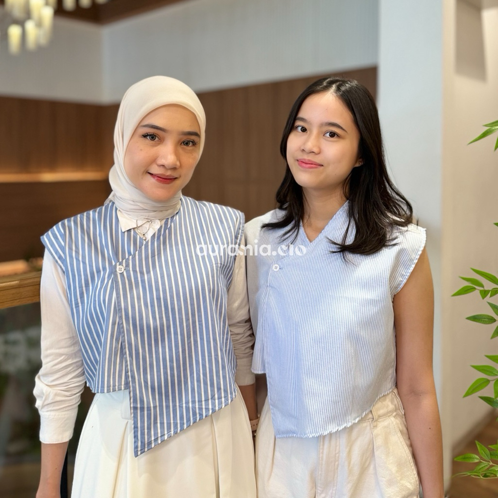 Rompi Atasan Wanita Motif Garis-Garis Model Yumna Crop Casual