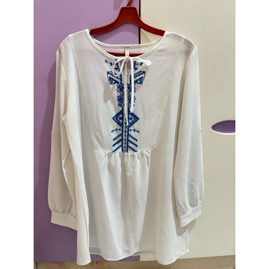 Blouse Triset Putih