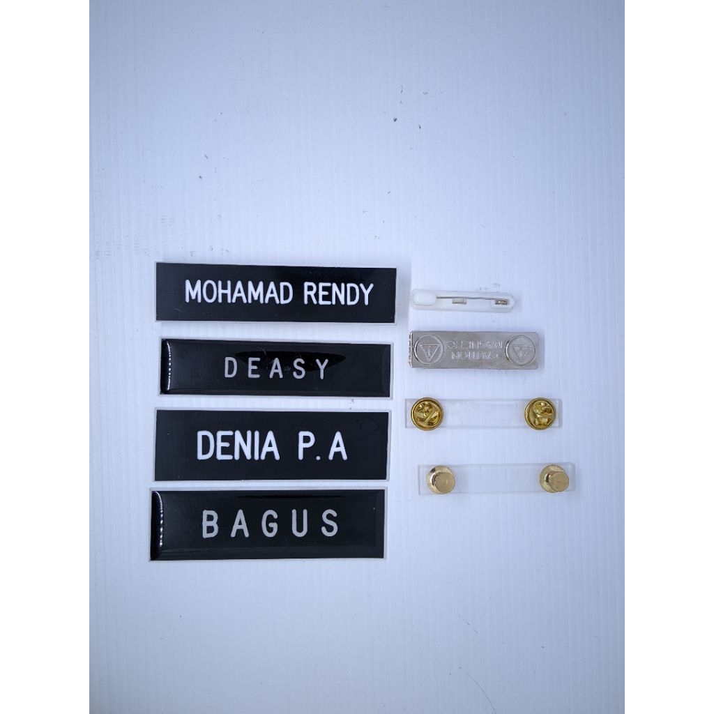 

Name tag PNS / Papan nama gravir / Name tag akrilik Hitam Lis putih / name tag akrilik murah