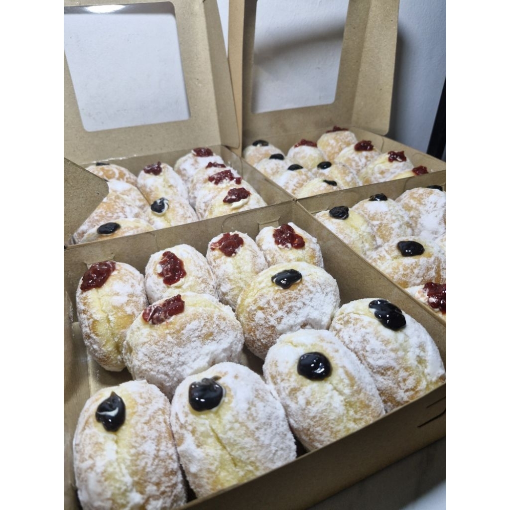 

Donat Bomboloni Creamy