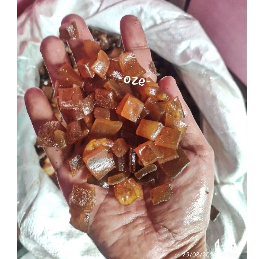 

Kerupuk Kulit Sapi Mentah 750Gram Siap Goreng Aseli Kulit Sapi Kotak Dadu Cemilan Jangek Dorokdok