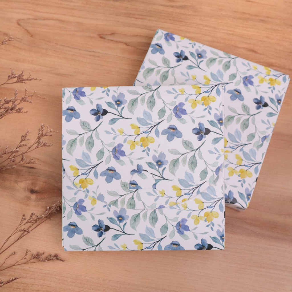 

Box Hijab Square : Box Hijab /Kotak Jilbab / Scarf Small by. TOOKE