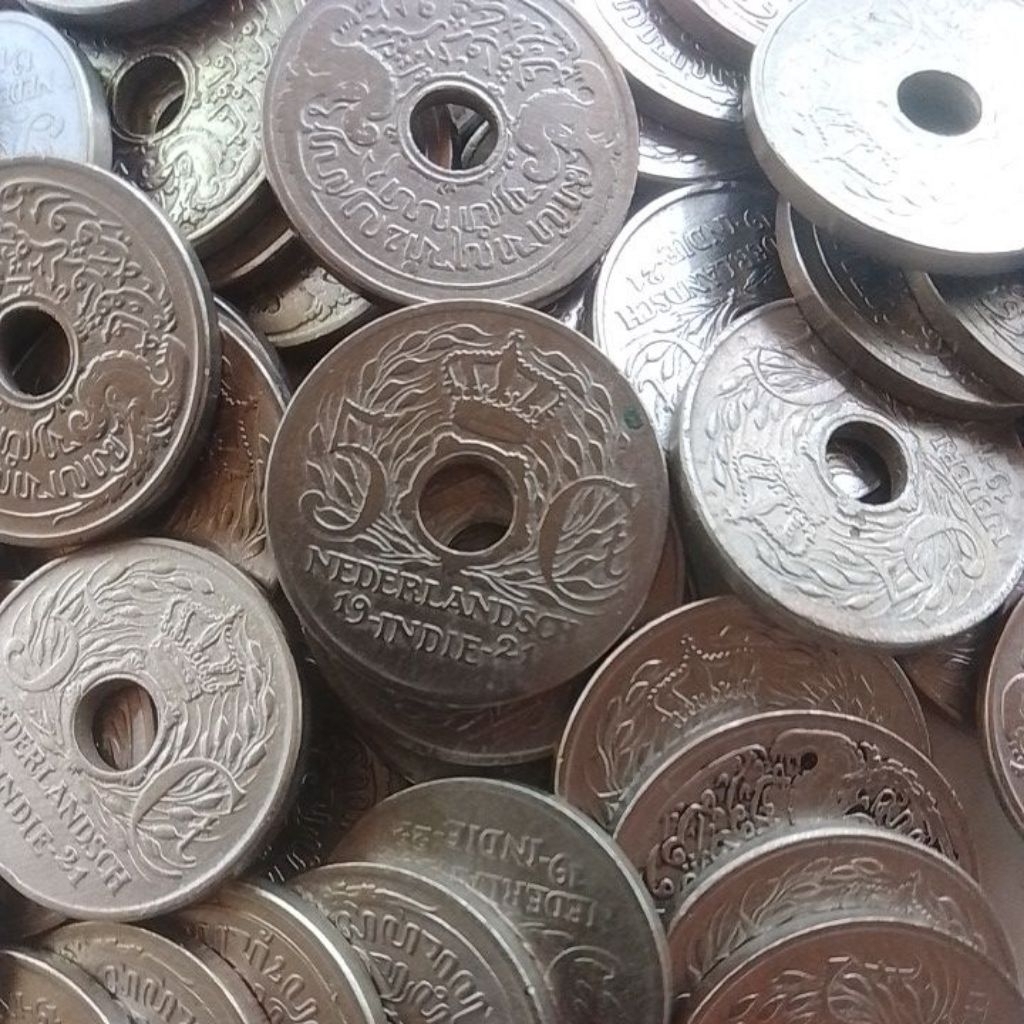 UANG KUNO KOIN 5 CENT BOLONG