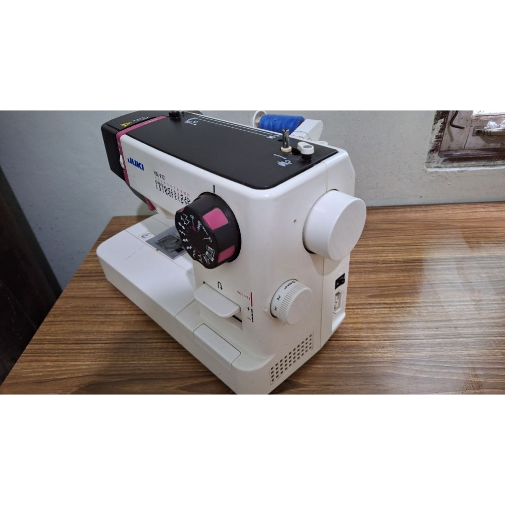 MESIN JAHIT PORTABLE JUKI