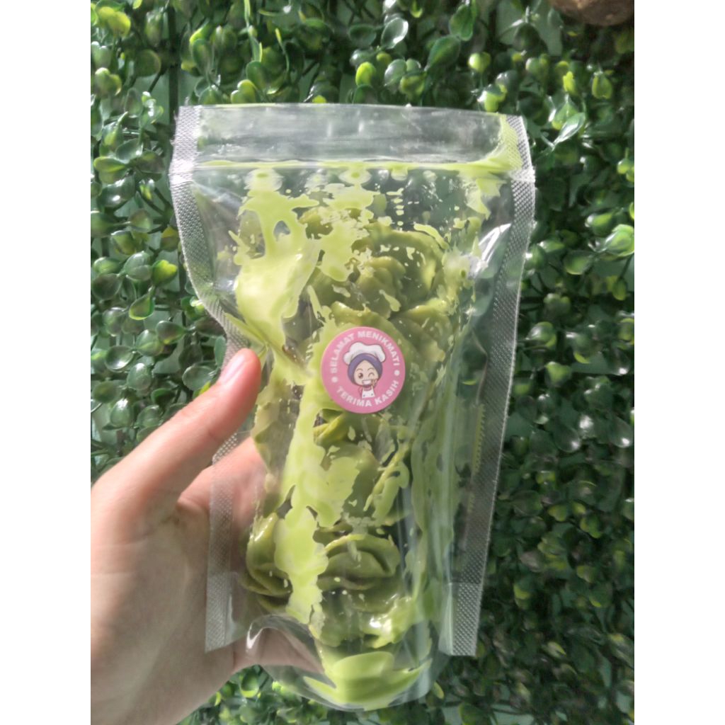 

Kripik pisang lumer Matcha