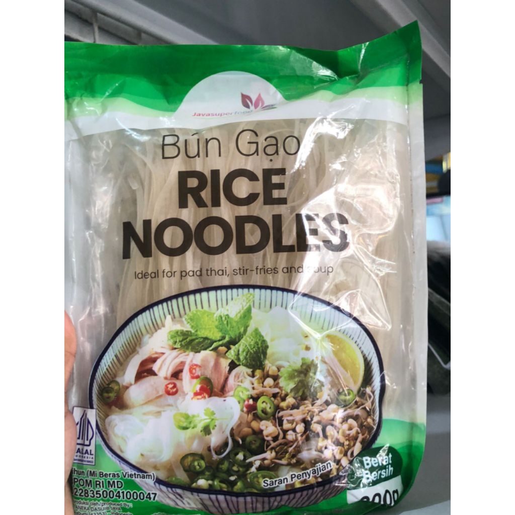 

Rice Noodle / Mie Beras Vietnam / Pho Soup BUN GAO - 200 Gram [halal]