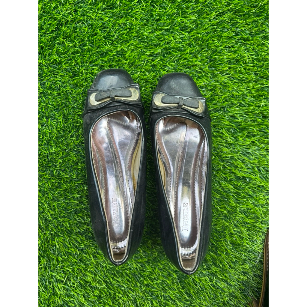 Preloved wedges wanita NETT 27K warna hitam sepatu wedges wanita