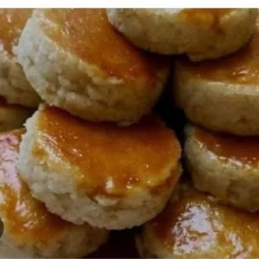 

kue kacang tanah bentuk bulat