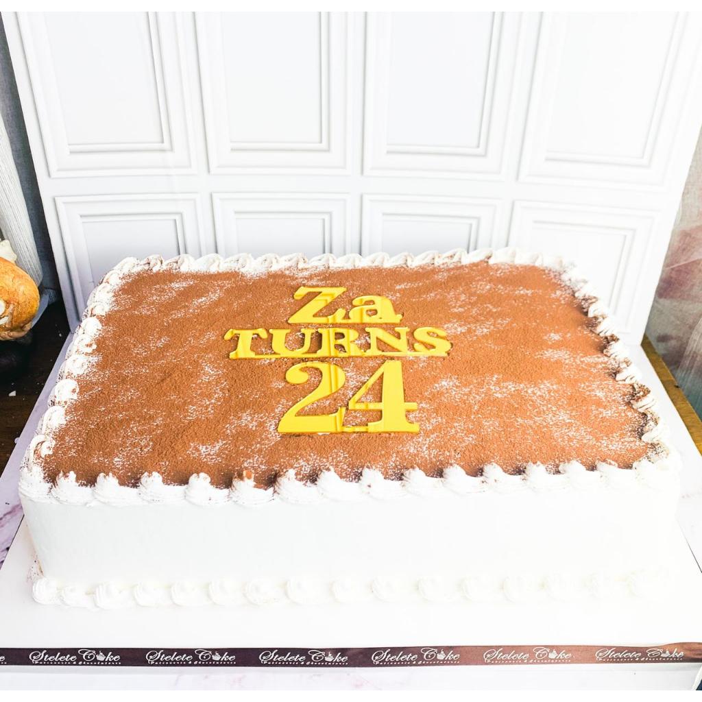Kue Ulang Tahun/Birthday Cake/Kue Ultah tema cake Tiramisu/Tiramisu Cake/Kue Aesthetic