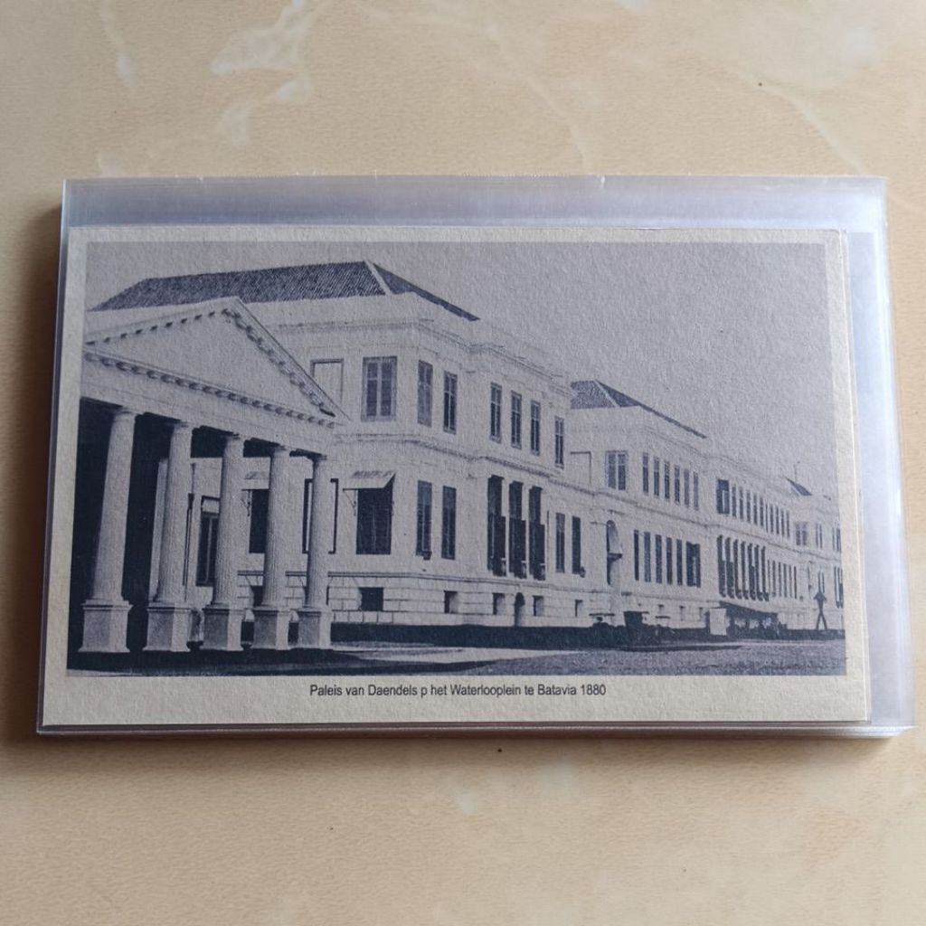 

Kartu pos jadul tema bangunan tua