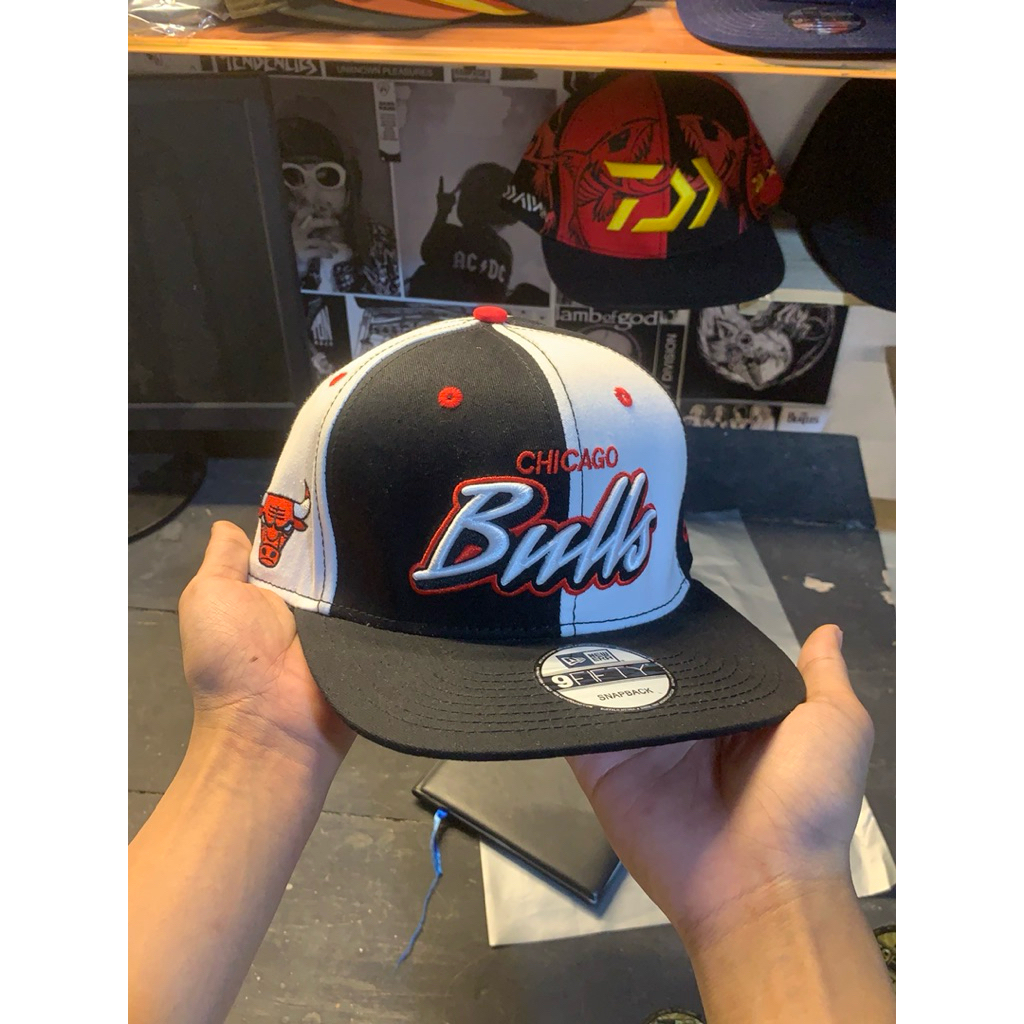 Topi Chicago Buls Blackwhutered