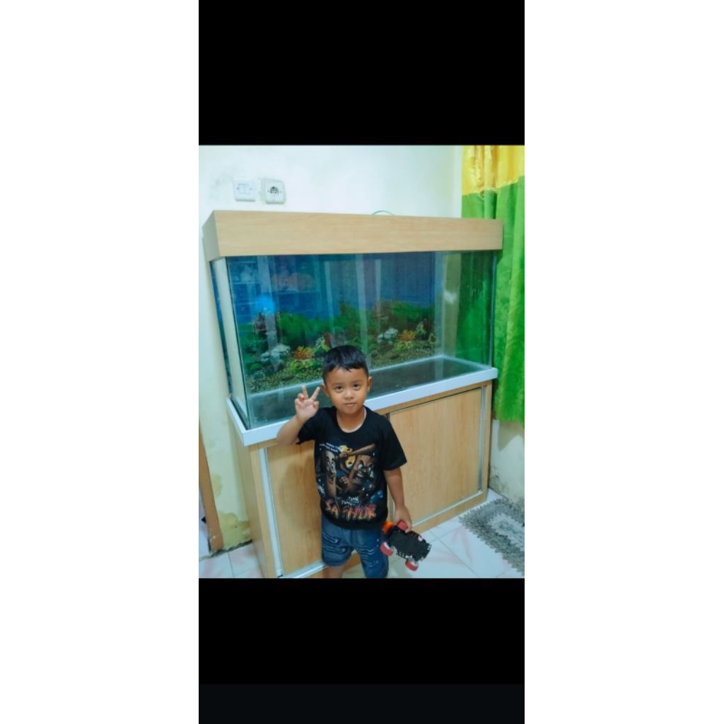 AQUARIUM KABINET HPL MINIMALIS 120x145x40cm