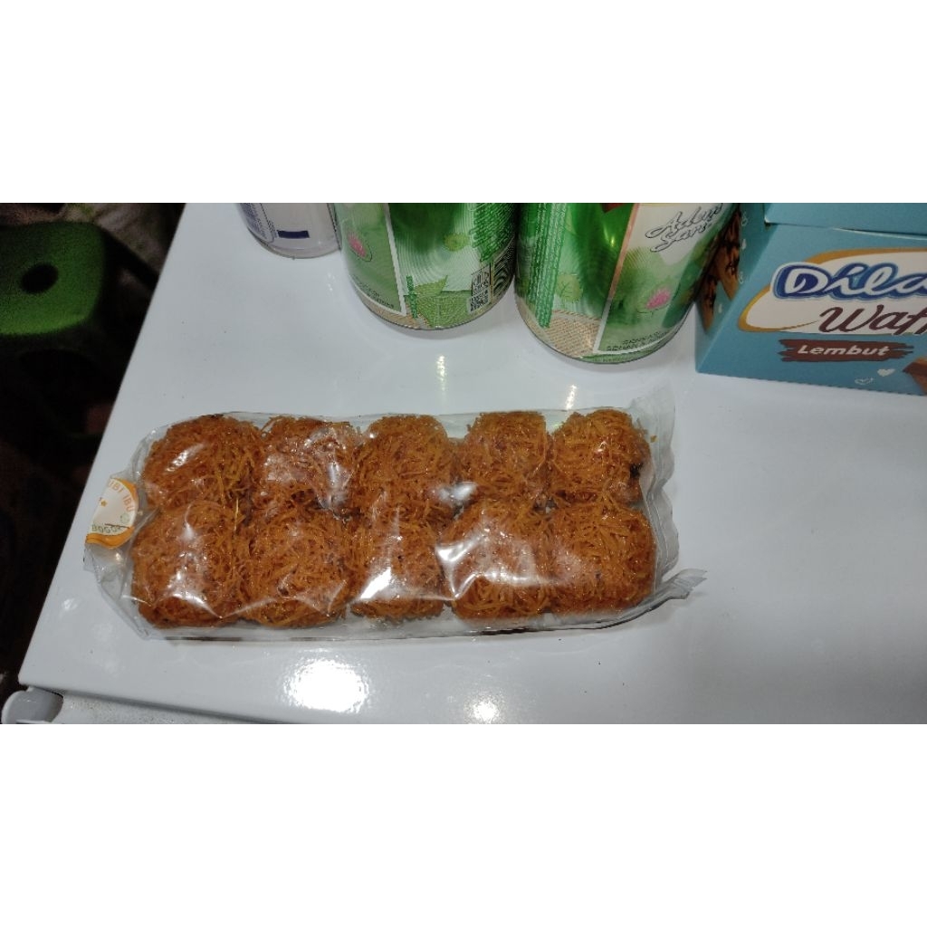 

kremes ubi manis Kriuk isi 10