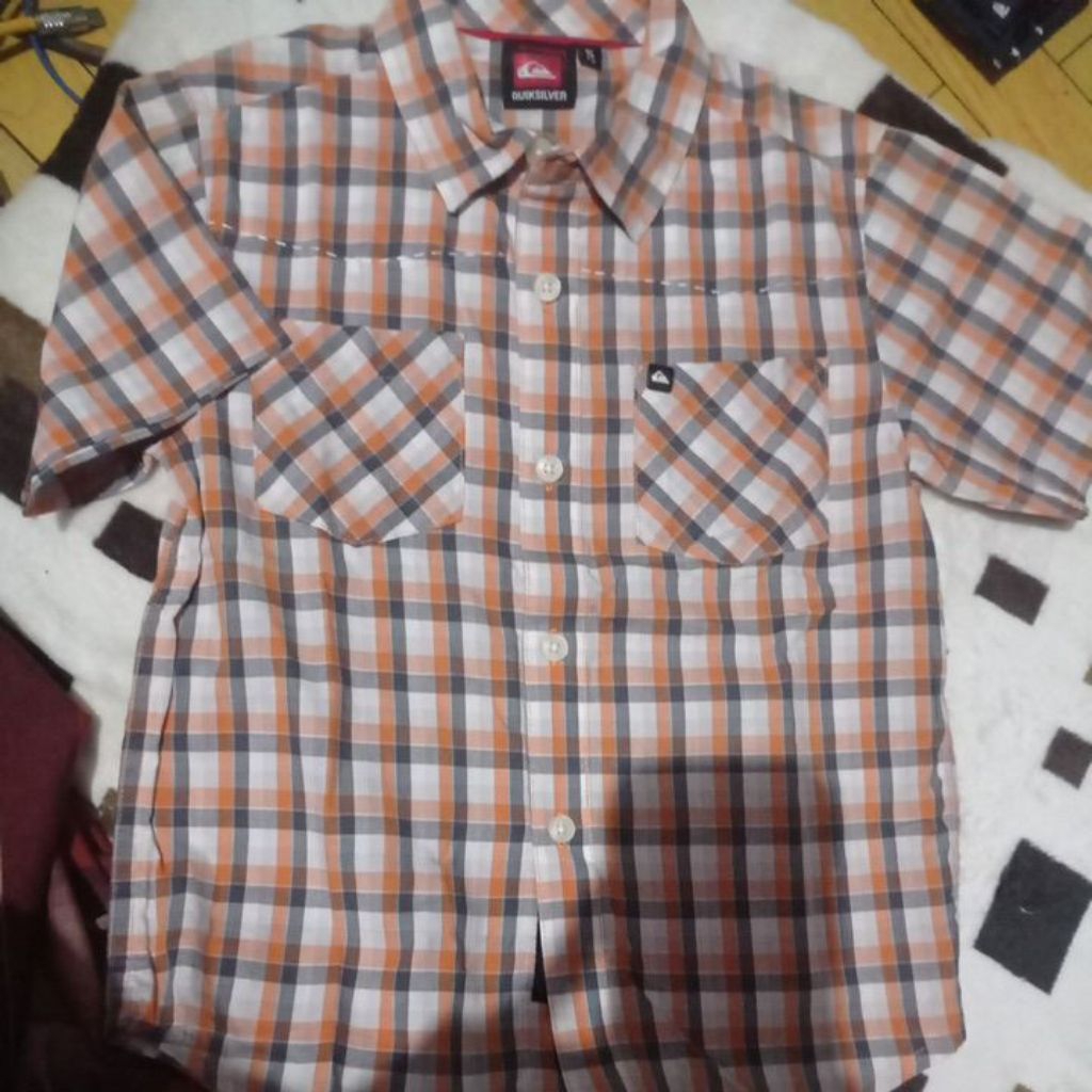 PL kemeja quiksilver