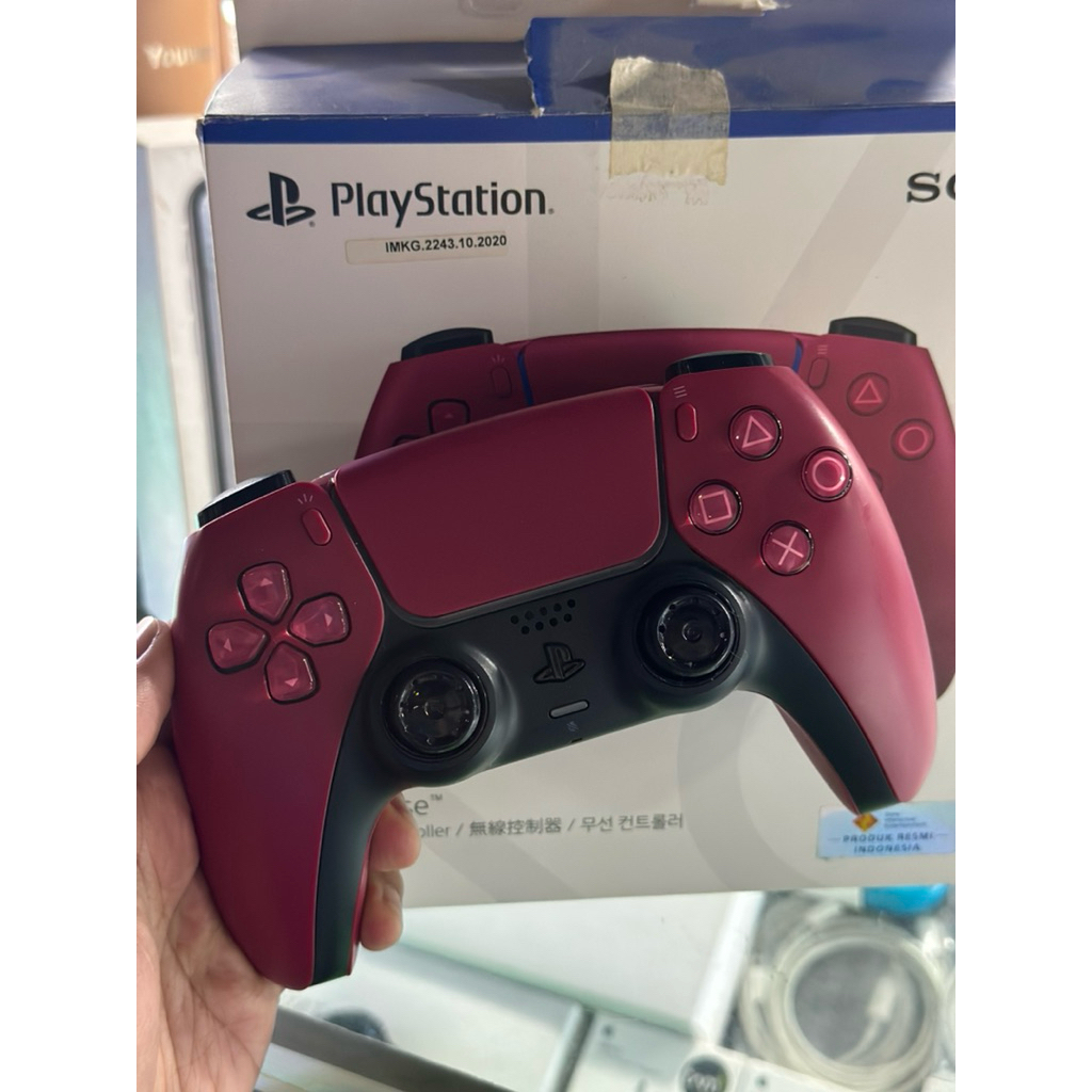Stik PS5 Second Cosmic Red Fulldus Resmi