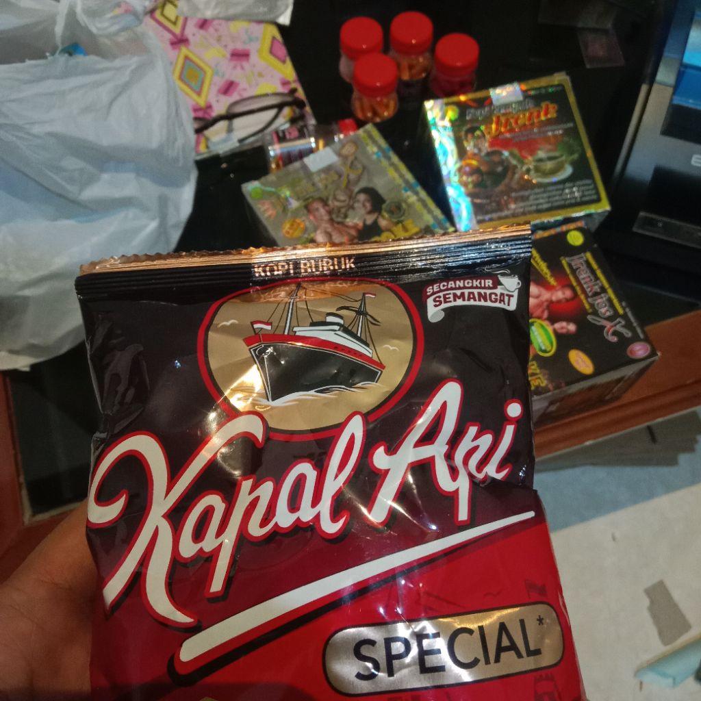 

B_p_k_e Kopi Kapal Api Spesial Stamina Pria