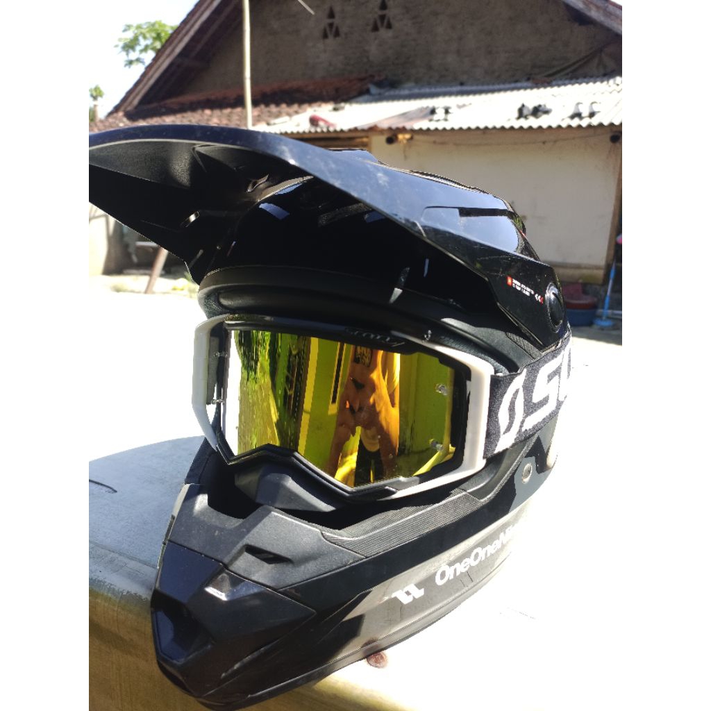 Helm Rsv Orca oneonenine limited edition + gogle scoot