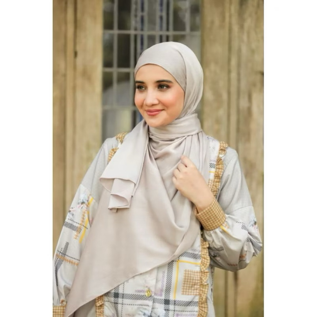 atasan wanita kalya by zaskia sungkar/preloved/hijab