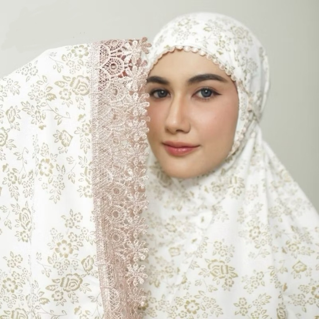Mukena Katun Poil / Mukena Putih Renda Motif / Mukena Wanita Dewasa / Mukena Putih Murah Renda / Muk