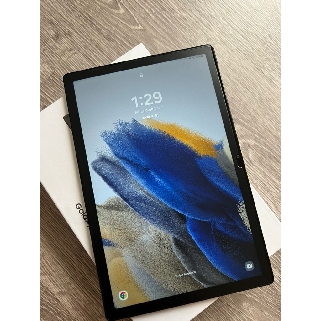 Second like a new - Android Samsung Galaxy Tab A8 2022 10.5 inch (X200) Grey WIFI ONLY RAM 3/32GB