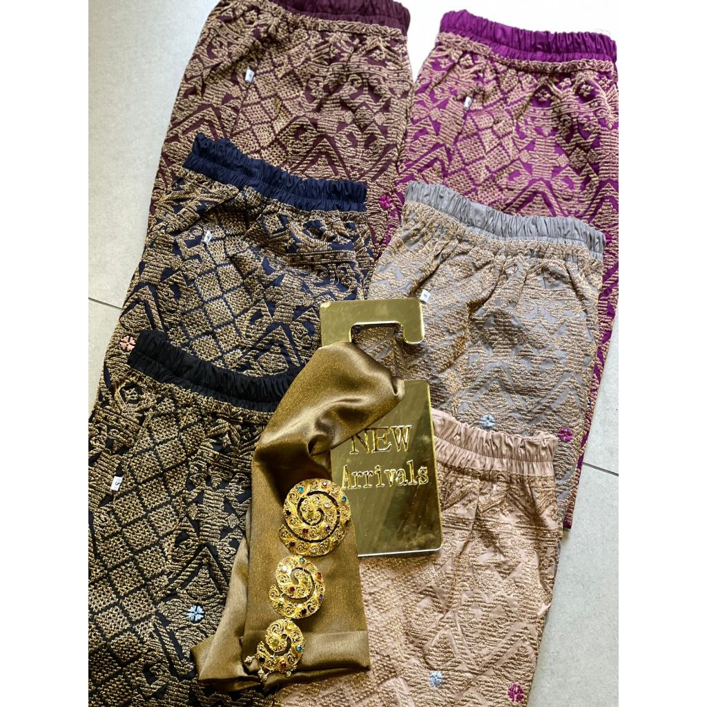 Kamen Jadi Stretch Full Metalik Motif Saraswati Original by Djuwita Kebaya terlaris