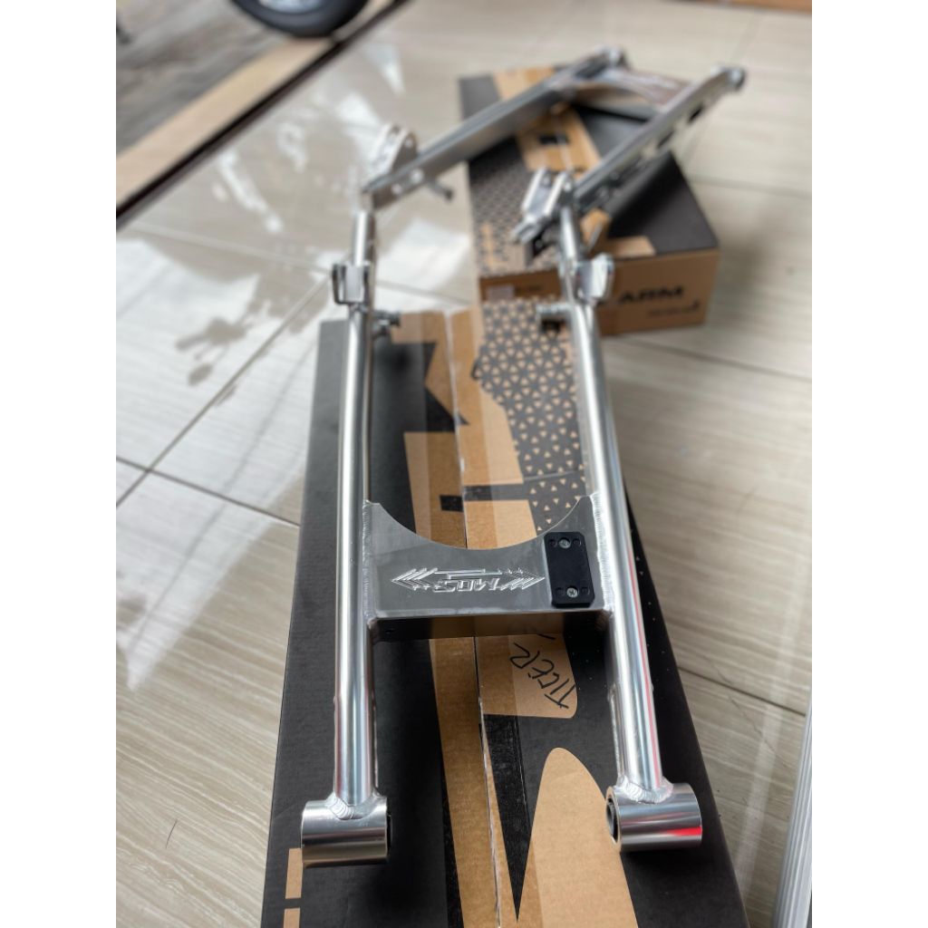 SWING ARM MOS ALUMINUM COAK CNC  PNP MEGAPRO GL DAN TIGER