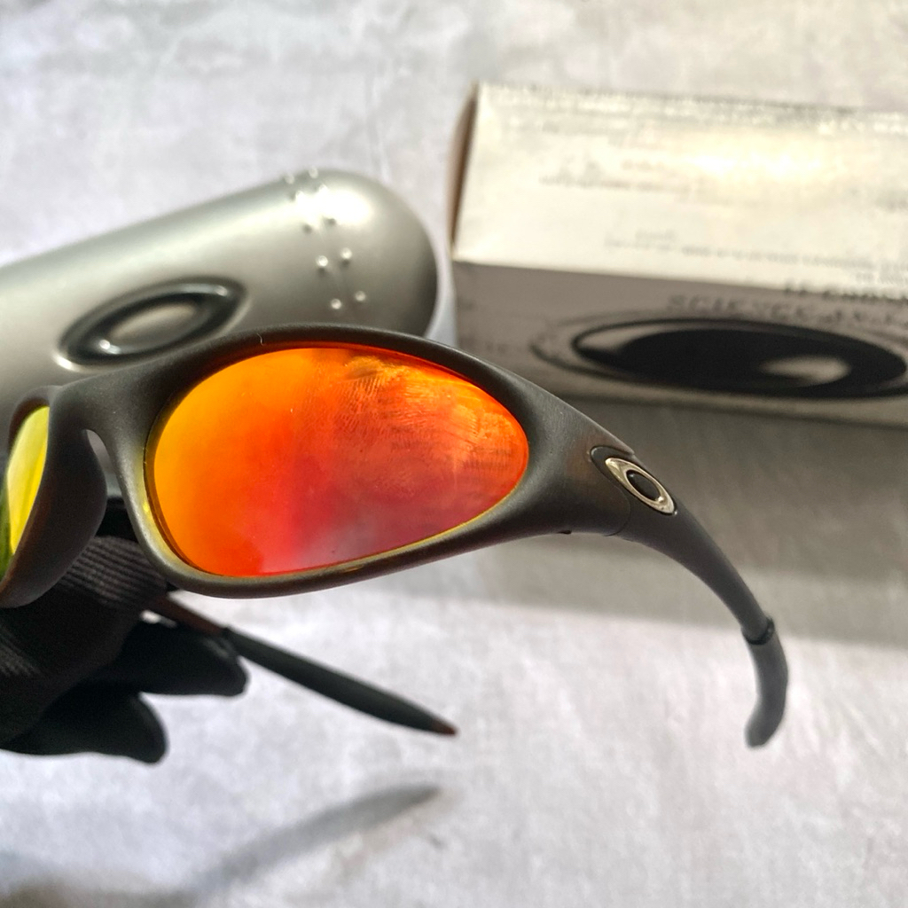 OAKLEY MINUTE ORIGINAL