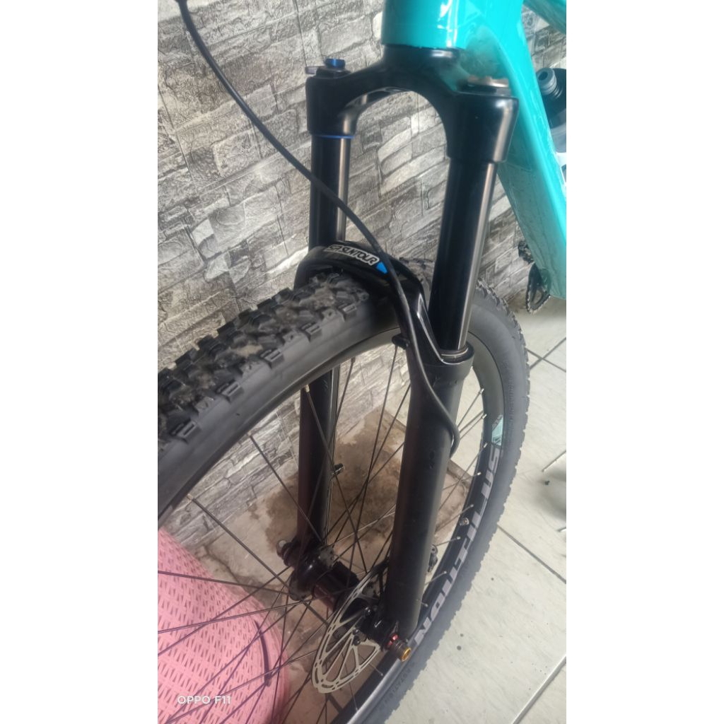 fork suntour axon 27.5 muat ban 29x2.25