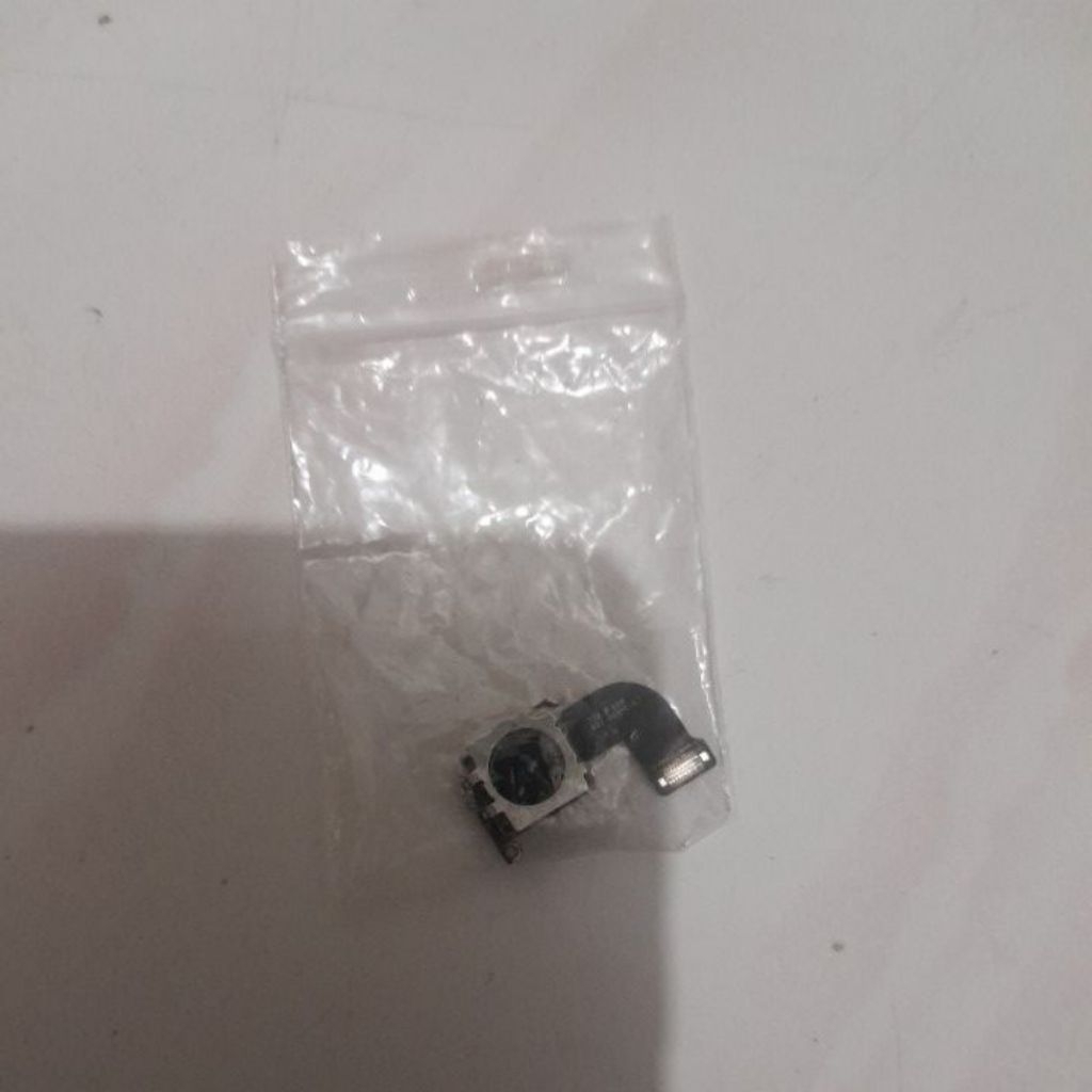 Kamera belakang iphone 7 copotan