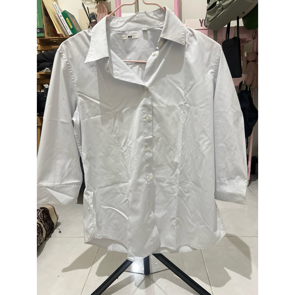 preloved uniqlo striped shirt