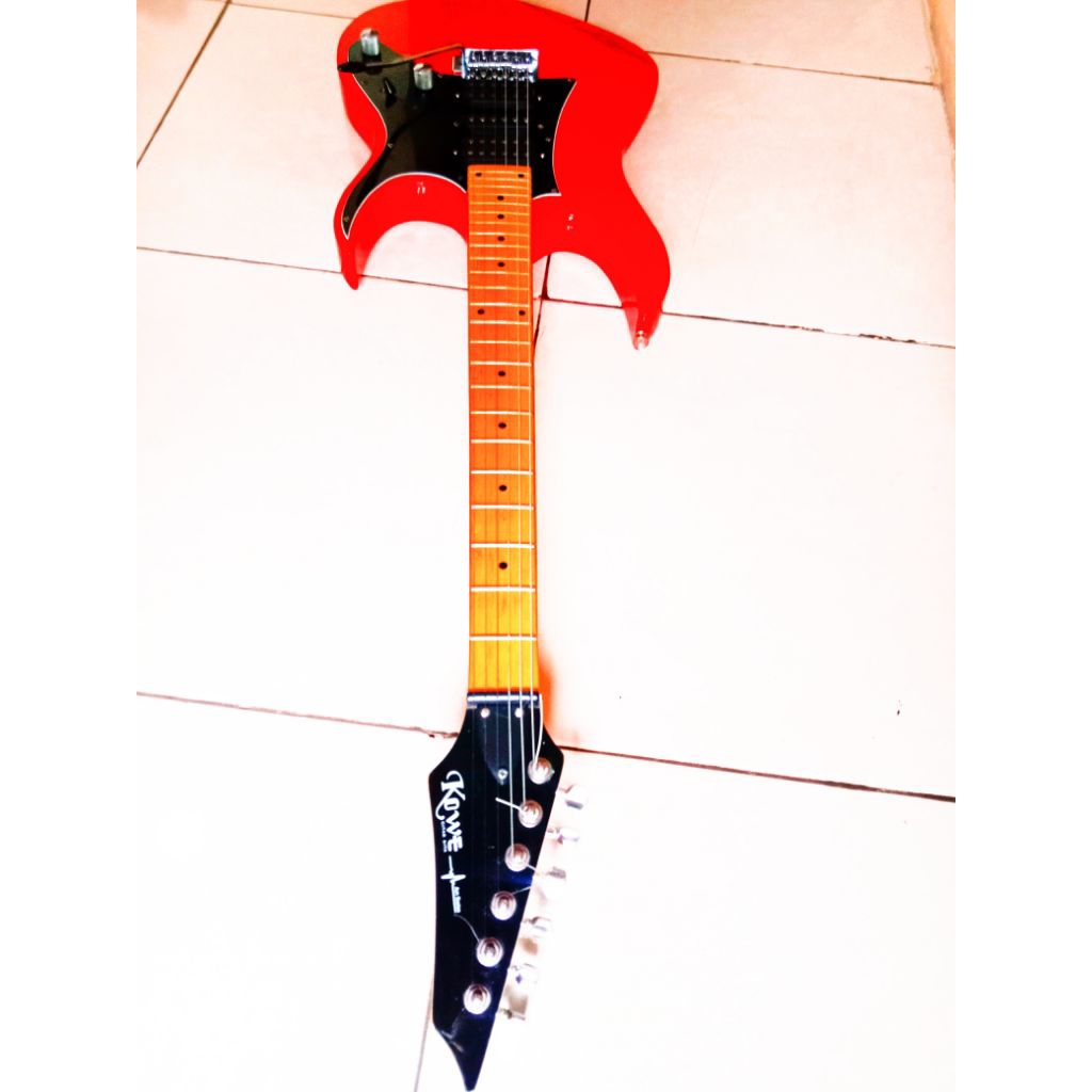 gitar listrik kowe Stratocaster original Indonesia plus effek cuvave cubebaby