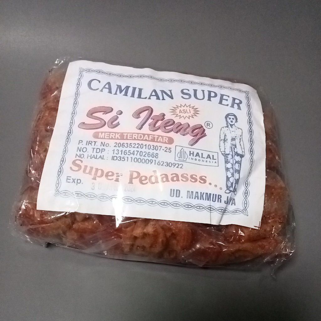 

MAKARONI PEDAS / SI ITENG / SNACK PEDAS /CAMILAN PEDAS (isi 20 bungkus)