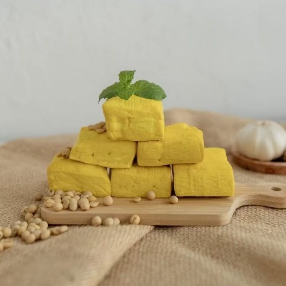 

Tahu Kuning 5 Pcs (1Buntel) Segar IGNACIOBOX