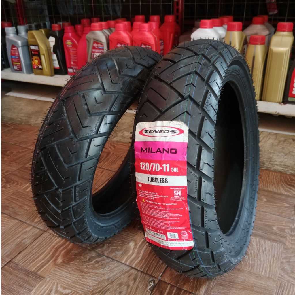 Ban motor Vespa matic LX 125,S 125 UK 120/70.11 Tubeles