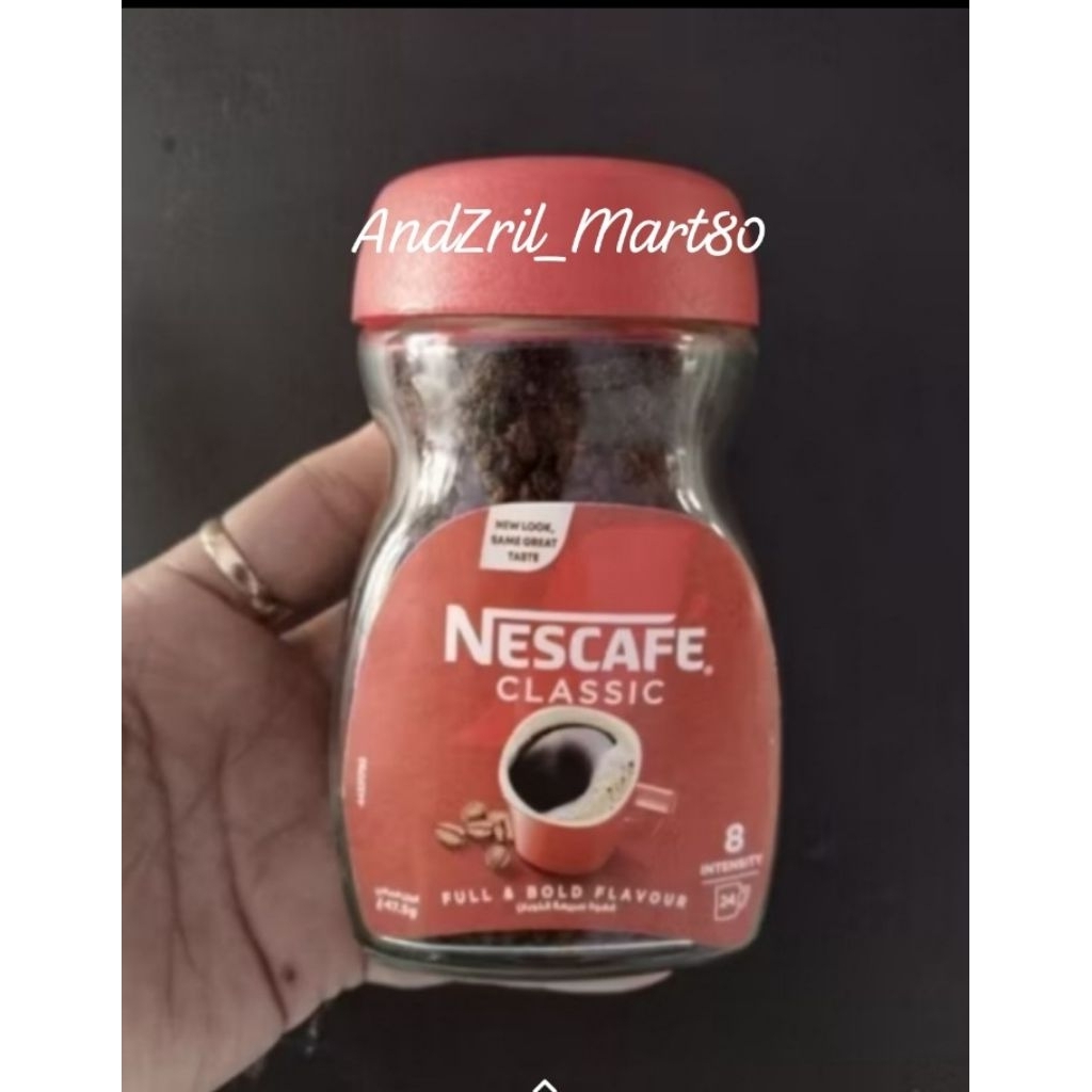 

Nescafe CLASSIC 47.5G Kemasan botol beling untuk 24 cangkir