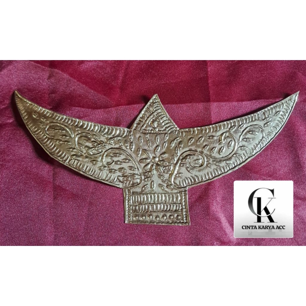 mahkota laki laki adat ntt.