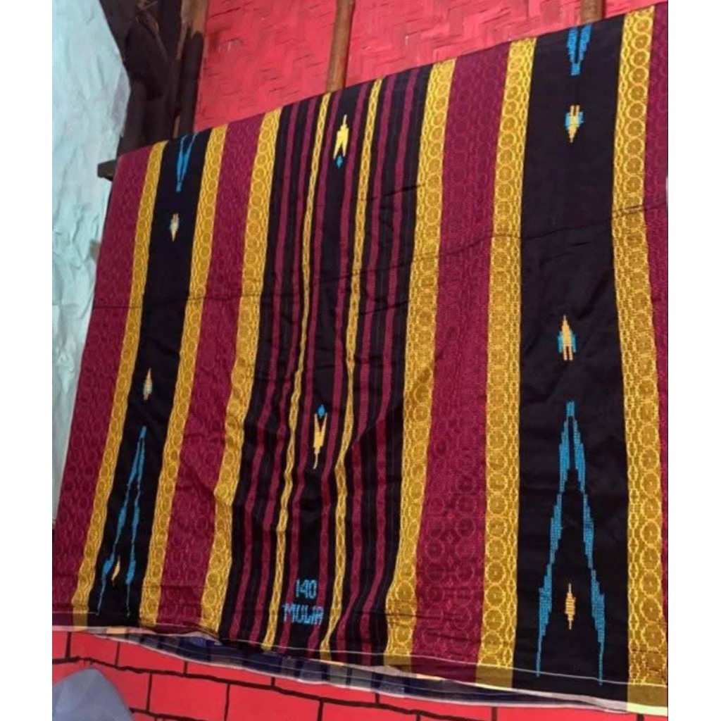 Sarung Mulia 140