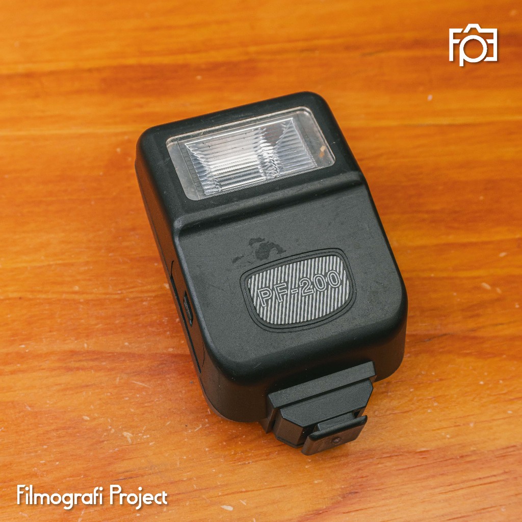 Flash PF-200 - Flash Eksternal Untuk Kamera Analog 35mm Fujica M1 Ricoh Pentax dan Kamera Analog lai