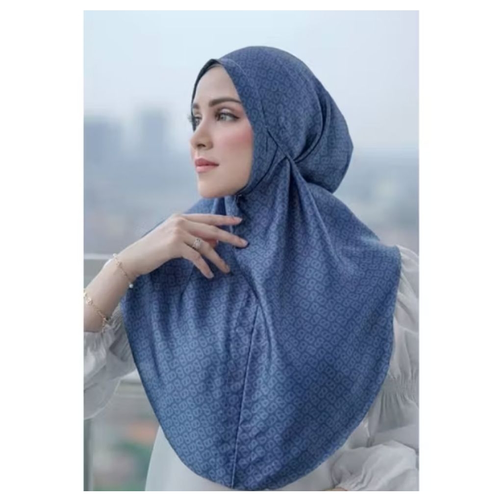 New As Is Tapis Slip On Navy,,Denim Buttonscarves