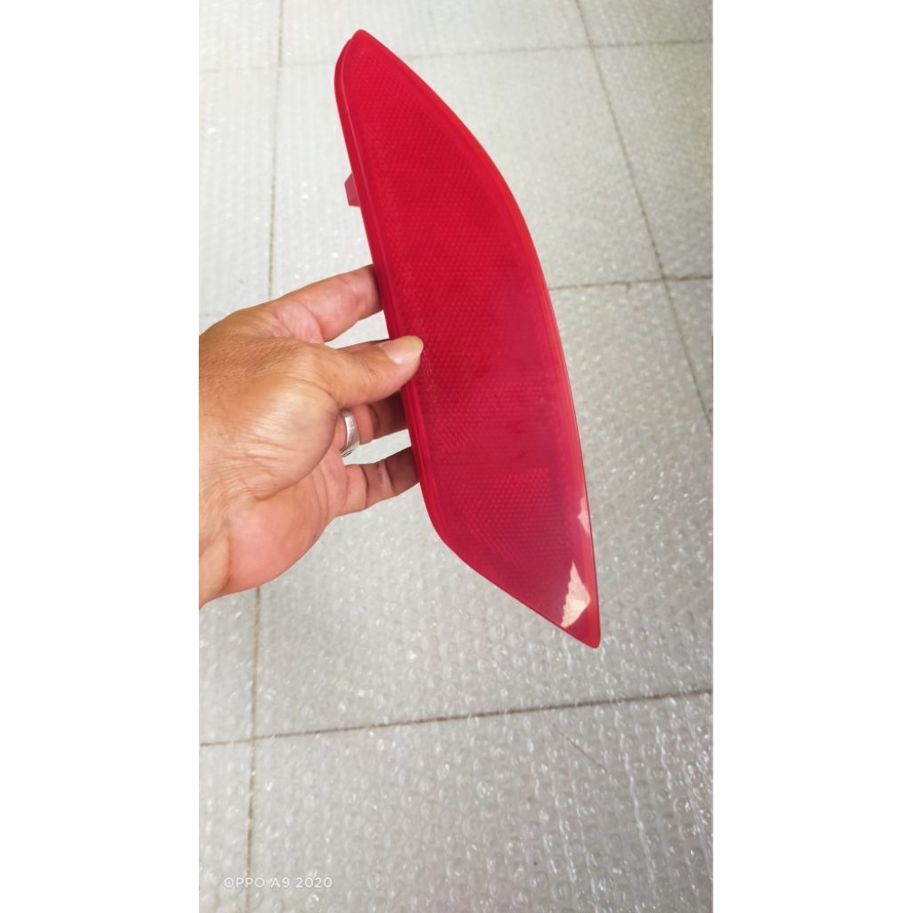 Mata kucing reflektor bumper belakang mobil HONDA HRV 2015-20