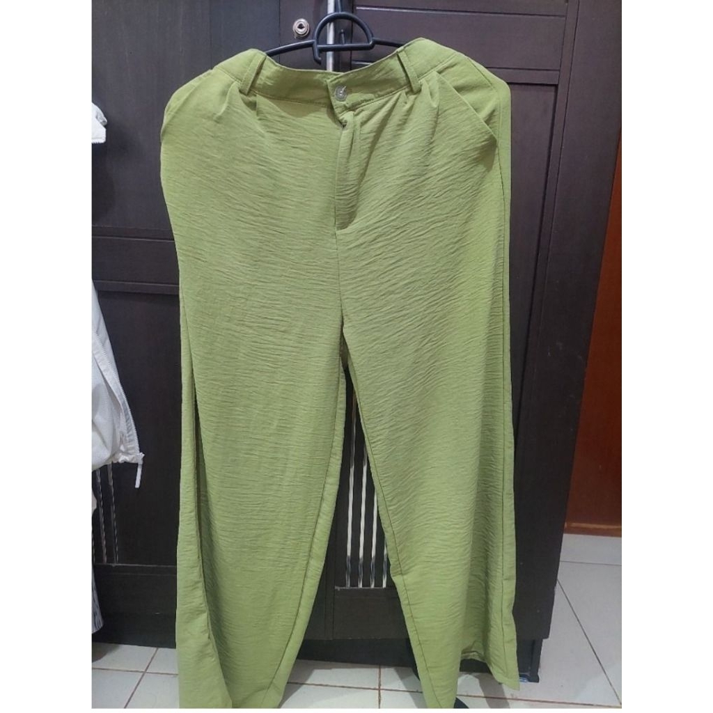 PRELOVED celana kulot crinkle highwaist wanita loose cullote pants sage