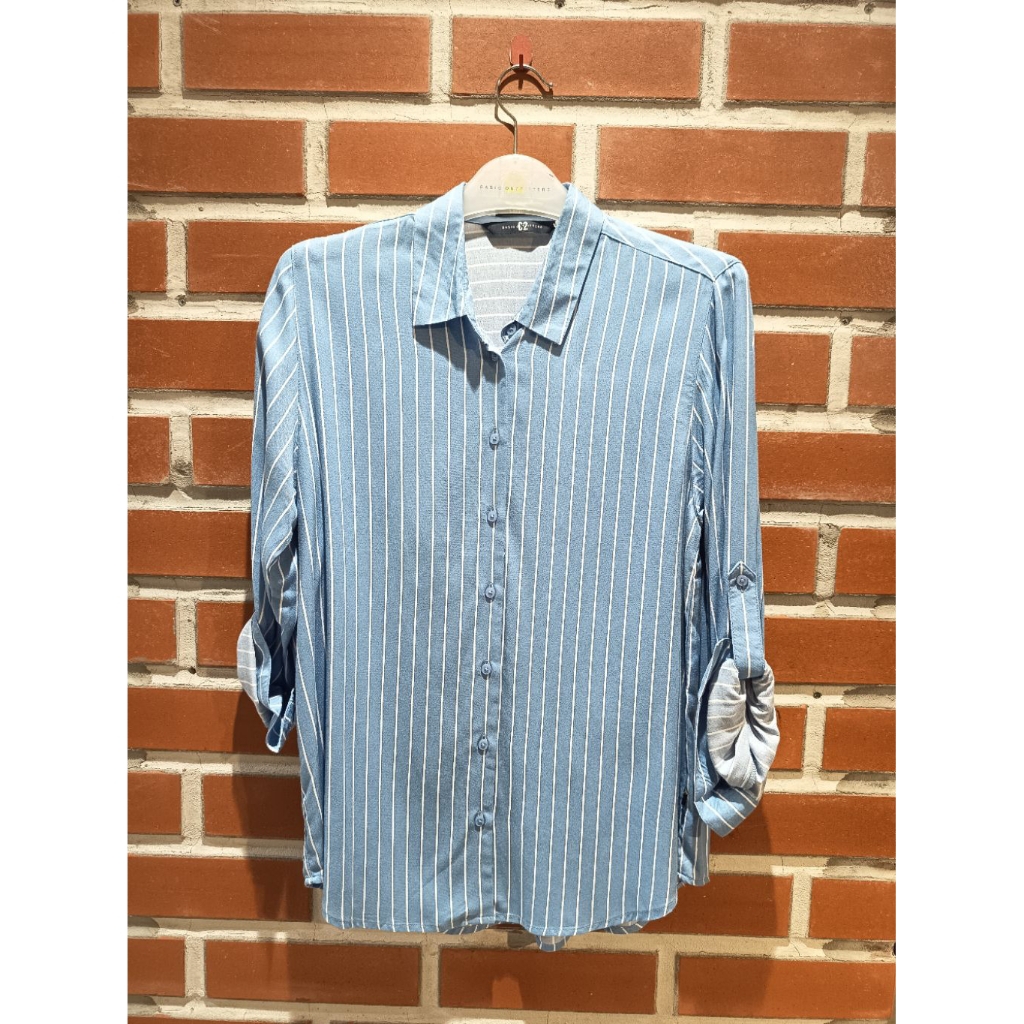 Kemeja C2 motif garis