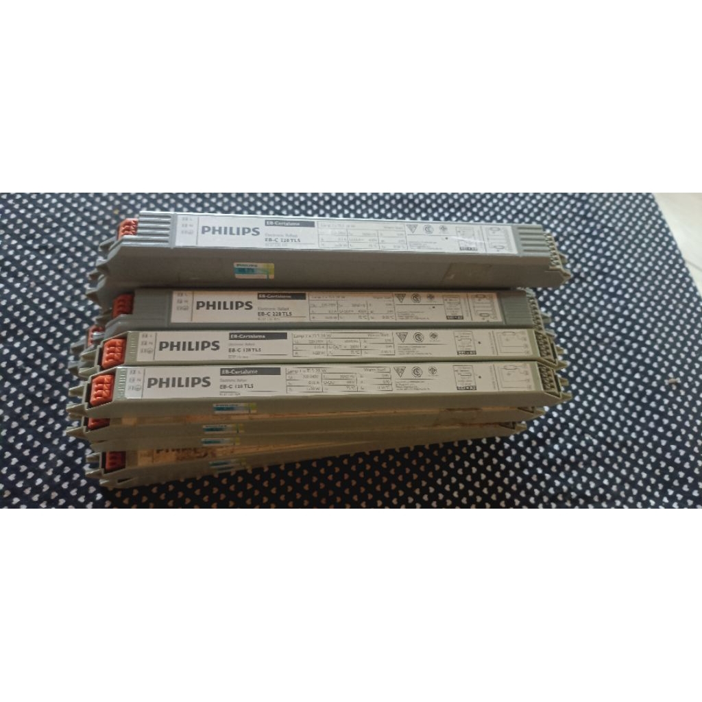 Ballast electronic lampu philips