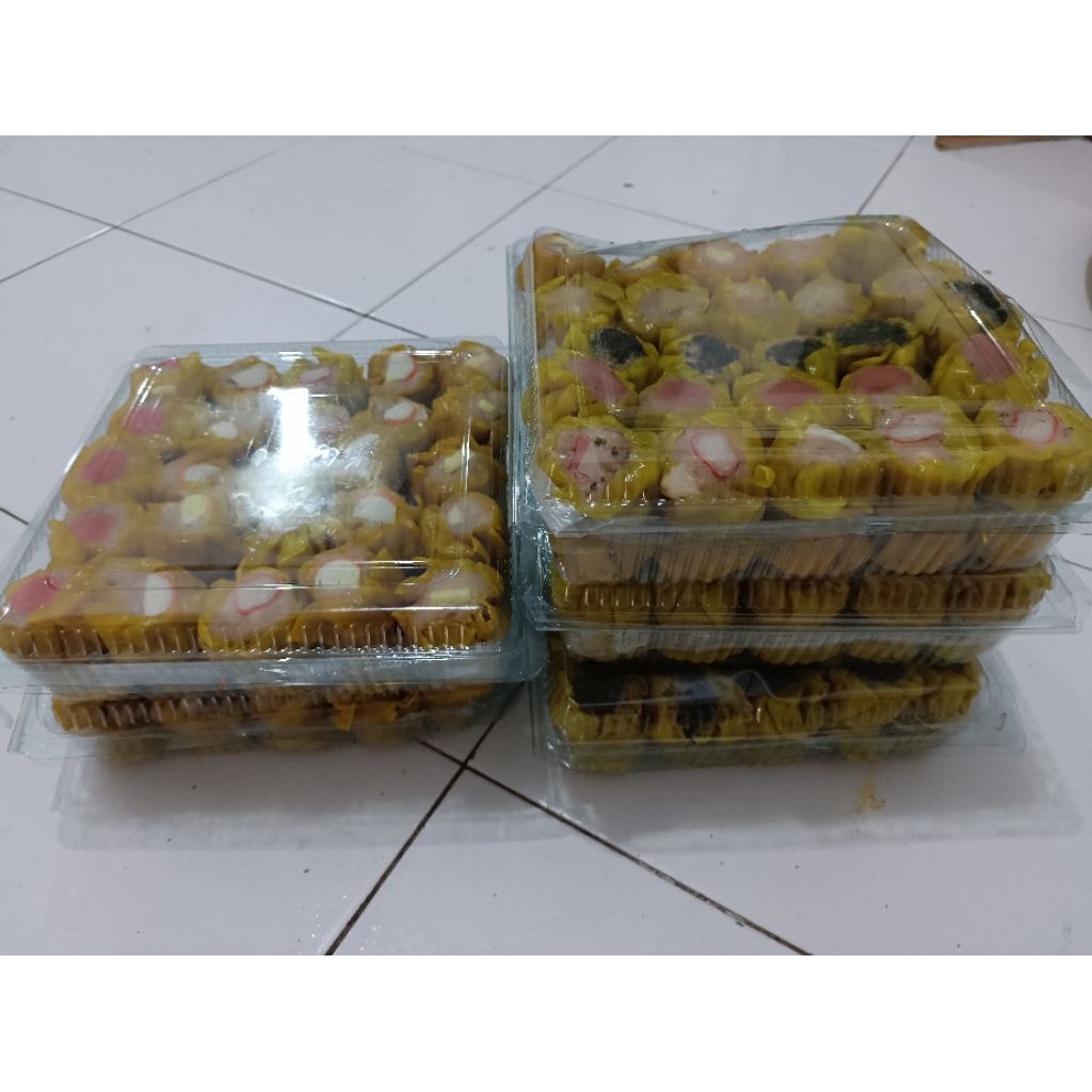 

Dimsum 1 box isi 50 pcs frozen khusus instan kurir