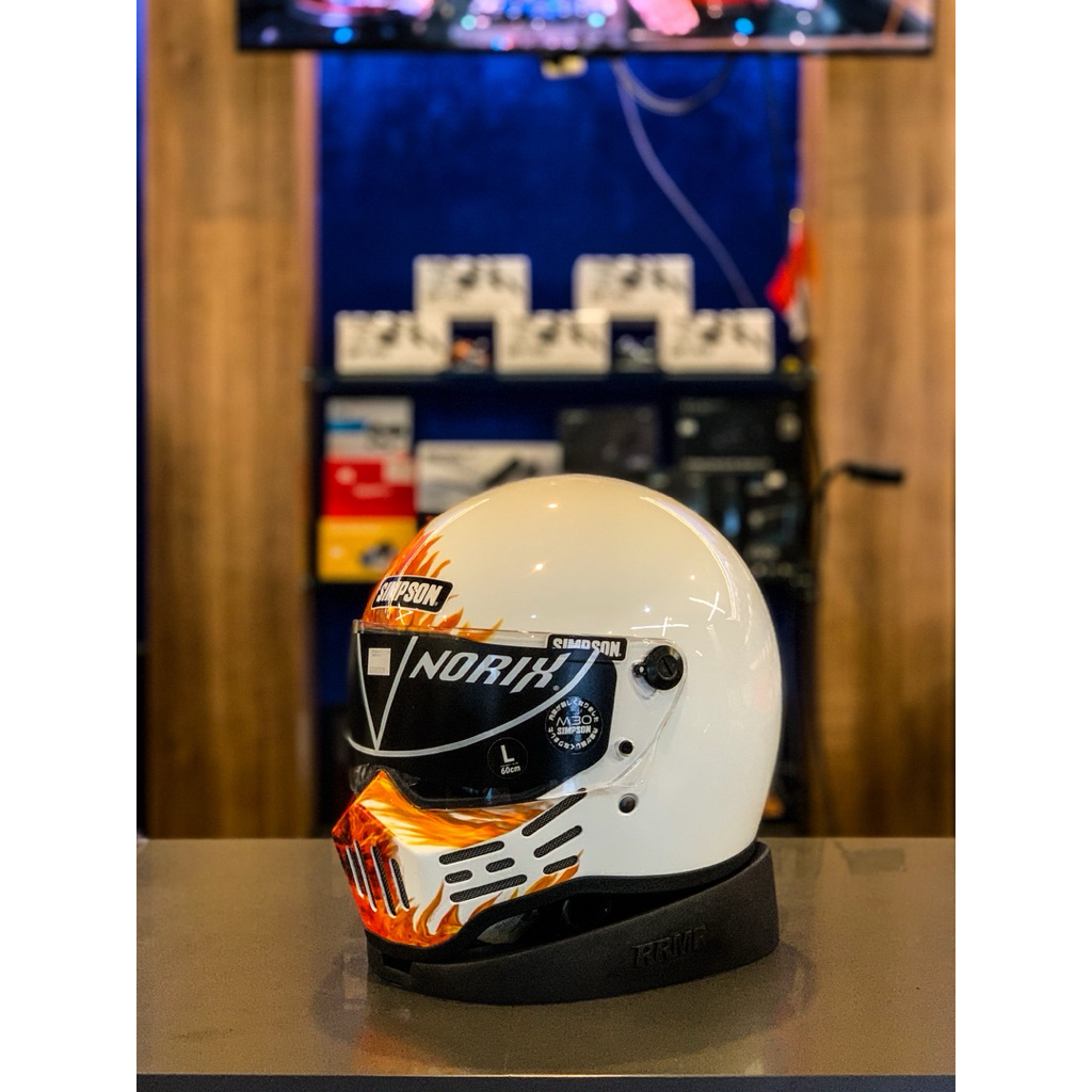 Simpson M30 Flare White